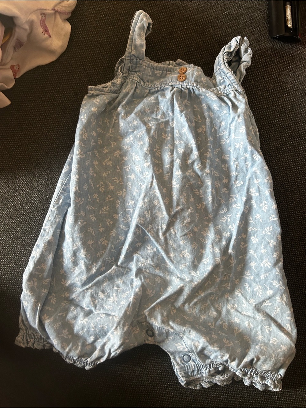 Baby clothes bundle